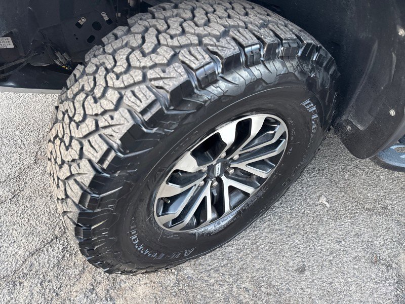 Used 2019 Ford F150 Raptor w/ Equipment Group 802A Luxury image 40