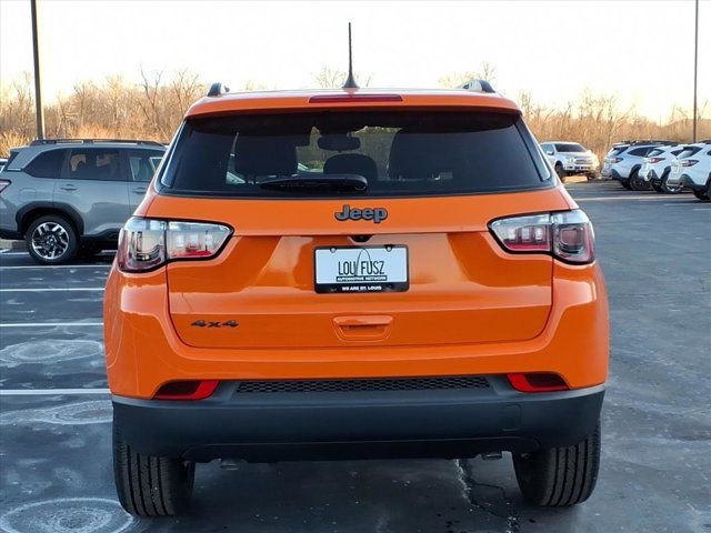 New 2026 Jeep Compass Latitude image 19