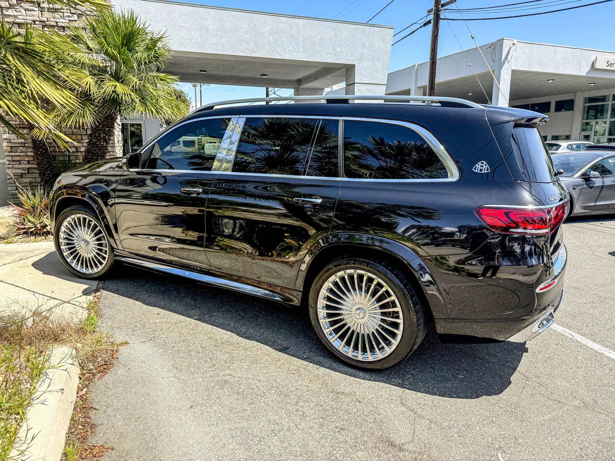 Used 2022 Mercedes-Benz Maybach GLS 600 4MATIC image 4
