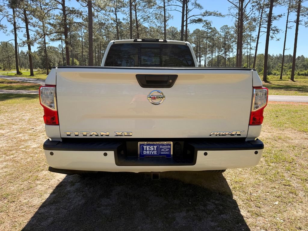 Used 2019 Nissan Titan PRO-4X AWD/4WD image 4