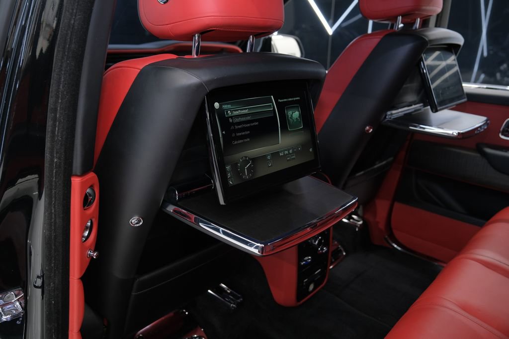 Used 2019 Rolls-Royce Cullinan AWD/4WD image 34