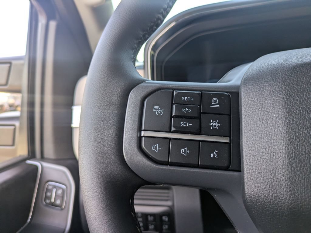 New 2026 Ford F250 Lariat w/ Black Appearance Package AWD/4WD image 28