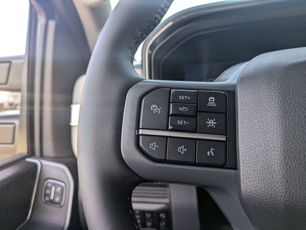 New 2026 Ford F250 Lariat w/ Black Appearance Package AWD/4WD image 28