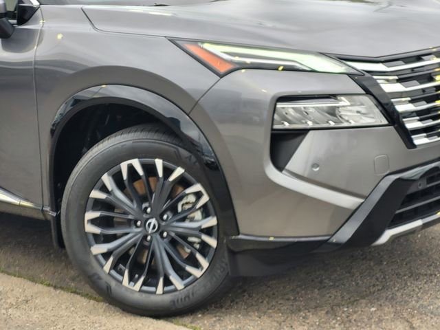 New 2026 Nissan Rogue Platinum image 3