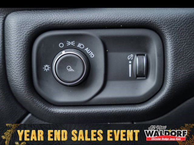 New 2024 RAM 2500 Tradesman image 38