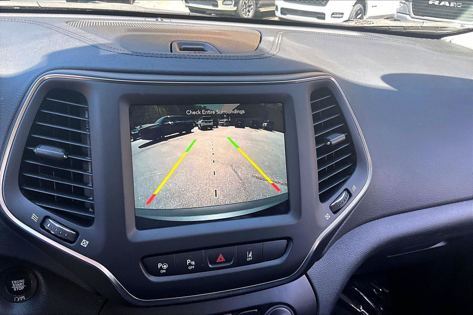 Certified 2023 Jeep Cherokee Altitude Lux AWD/4WD image 21