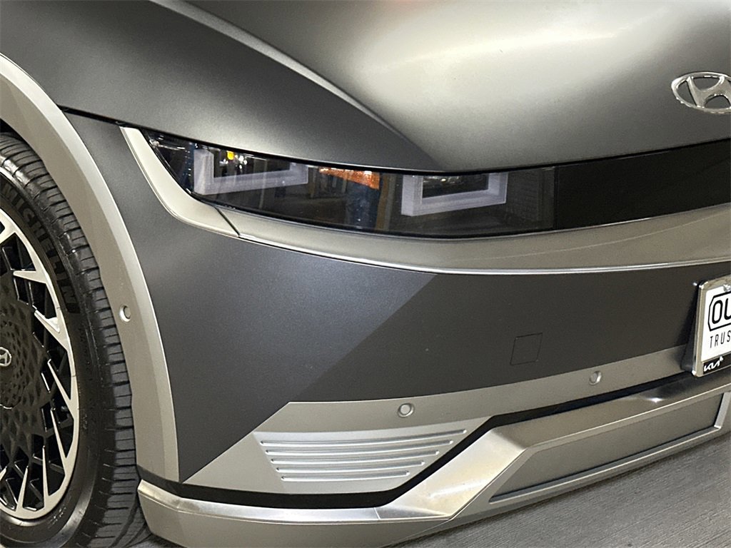 Used 2023 Hyundai Ioniq 5 Limited image 11