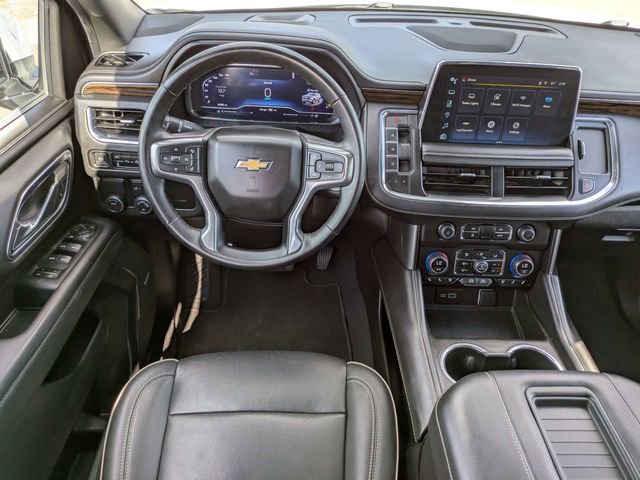 Used 2023 Chevrolet Suburban Premier RWD image 19