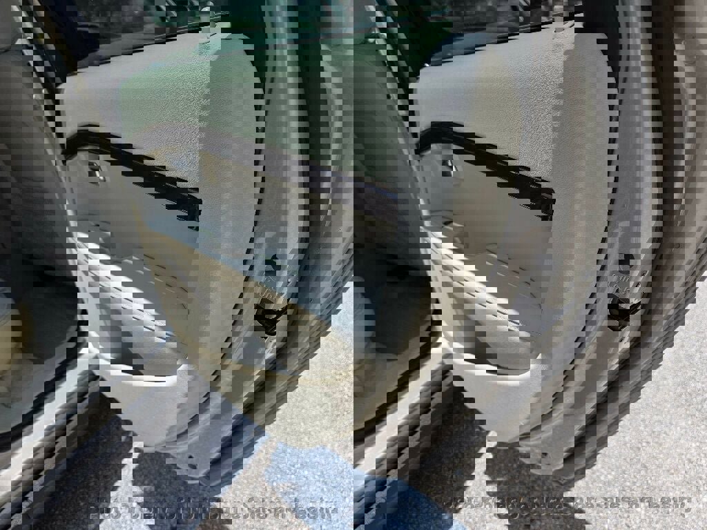 Used 2015 Volvo XC70 T5 Premier w/ Proximity Package FWD image 50