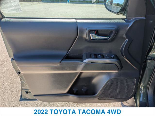 Used 2022 Toyota Tacoma TRD Sport w/ Technology Package image 12