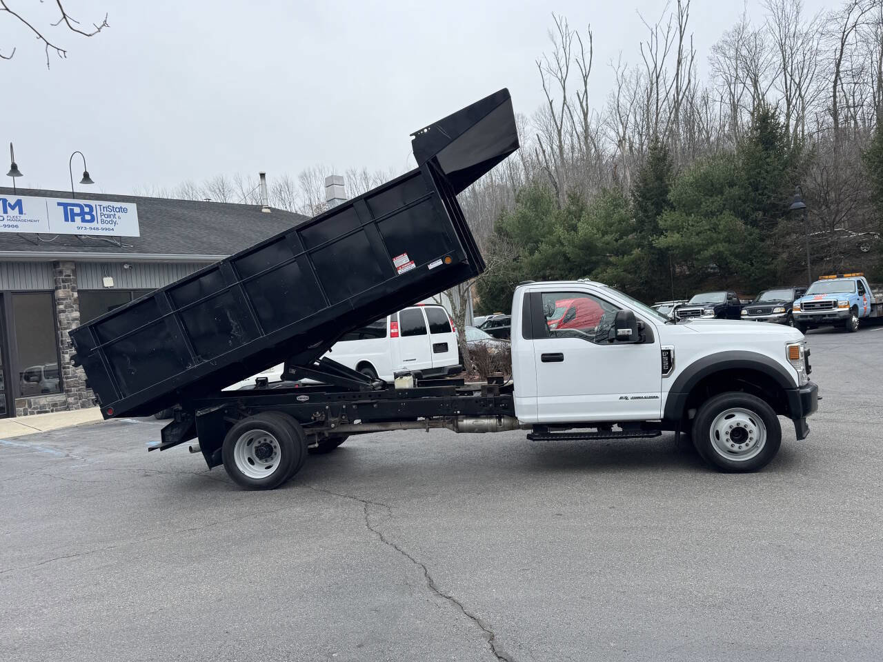 Used 2022 Ford F550 2WD Regular Cab Super Duty w/ Power Equipment Group image 4