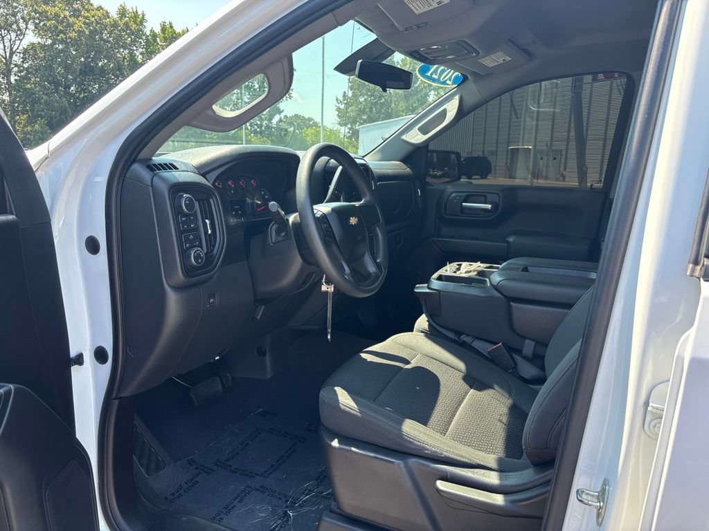Used 2021 Chevrolet Silverado 1500 Custom AWD/4WD image 5