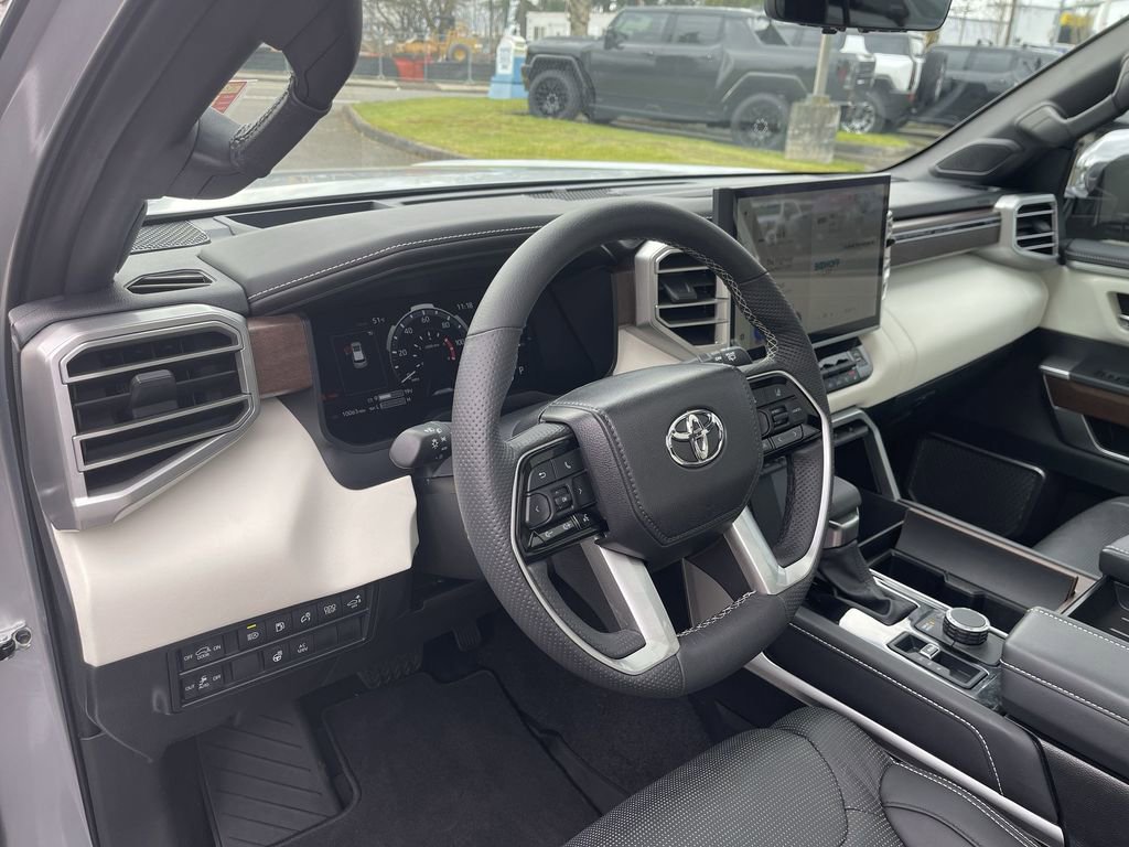 Used 2025 Toyota Sequoia Capstone image 10