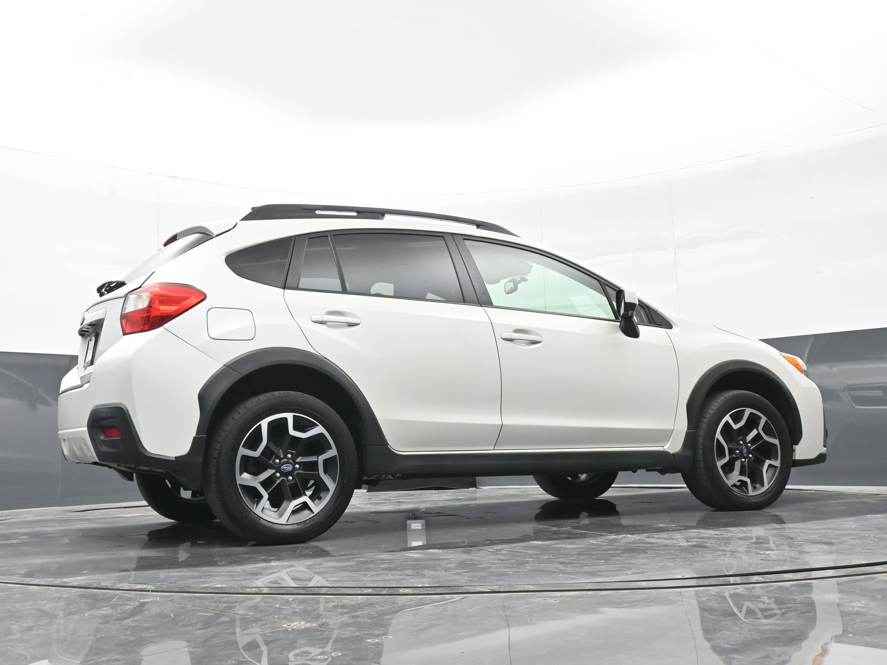 Used 2016 Subaru Crosstrek 2.0i Premium image 37