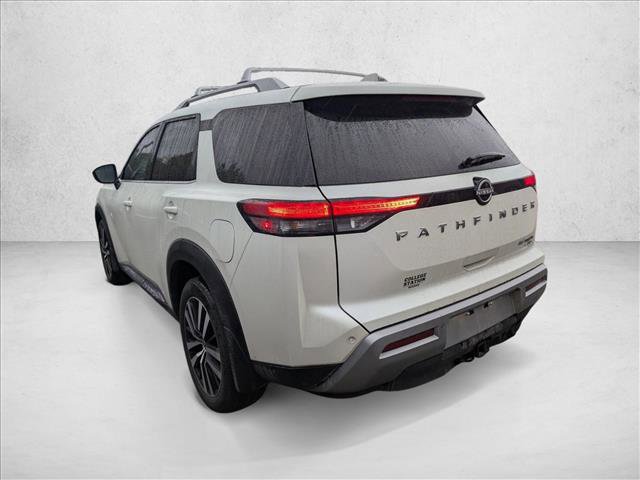 Used 2024 Nissan Pathfinder Platinum AWD/4WD image 7