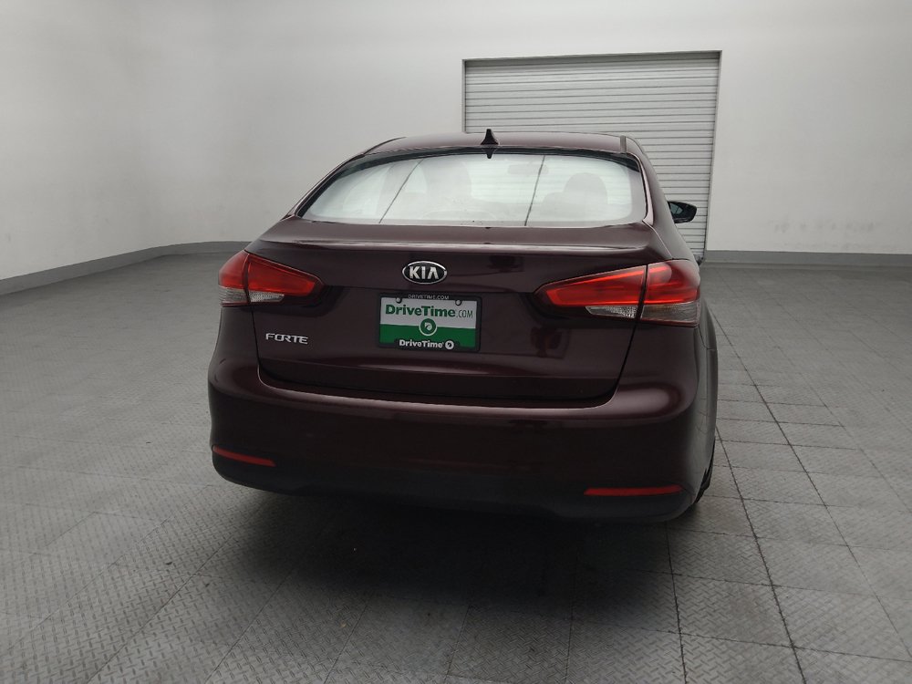 Used 2017 Kia Forte LX FWD image 7
