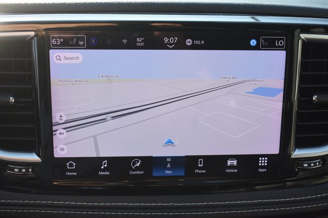 Used 2024 Chrysler Pacifica Limited FWD image 28