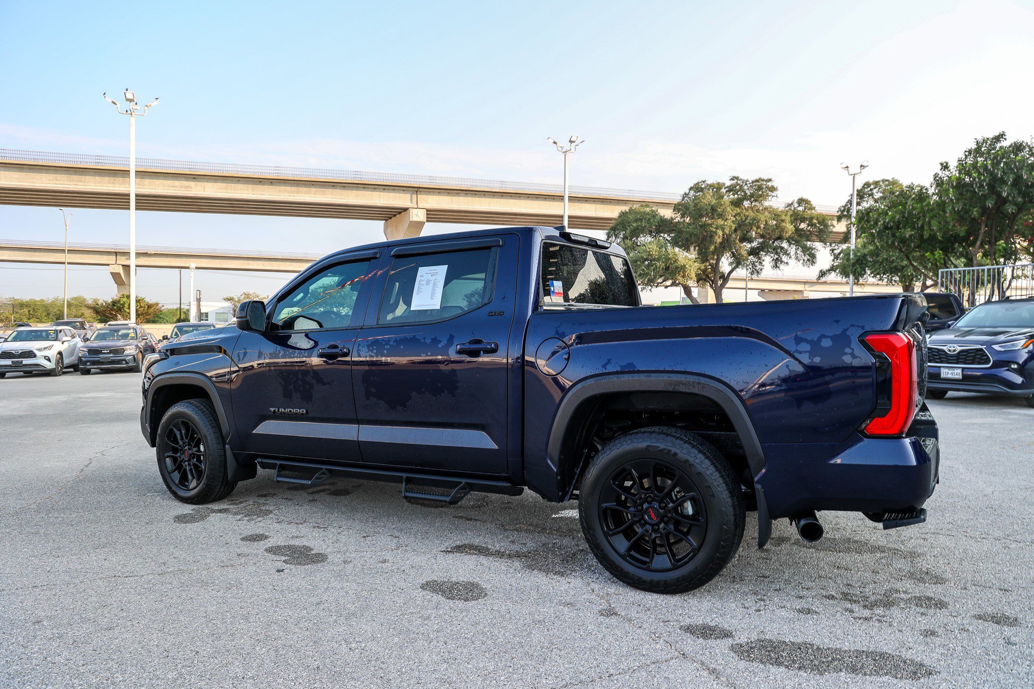 Used 2024 Toyota Tundra SR5 w/ SR5 Premium Package AWD/4WD image 10