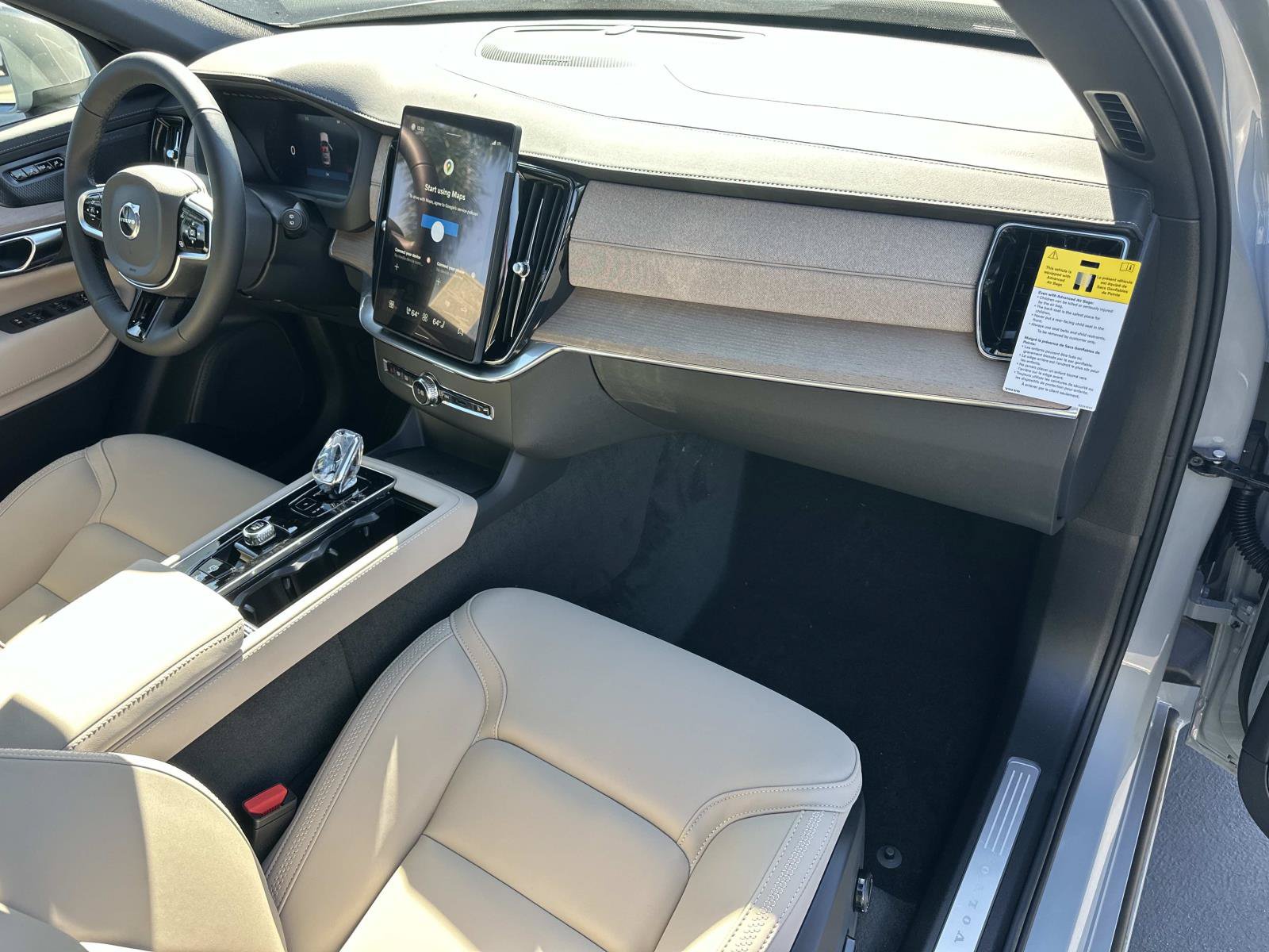 New 2026 Volvo XC90 T8 Plus w/ Protection Package Premier AWD/4WD image 22