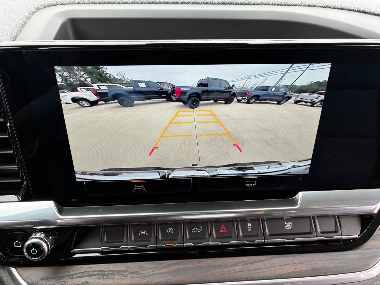 Used 2025 GMC Sierra 1500 SLT AWD/4WD image 23