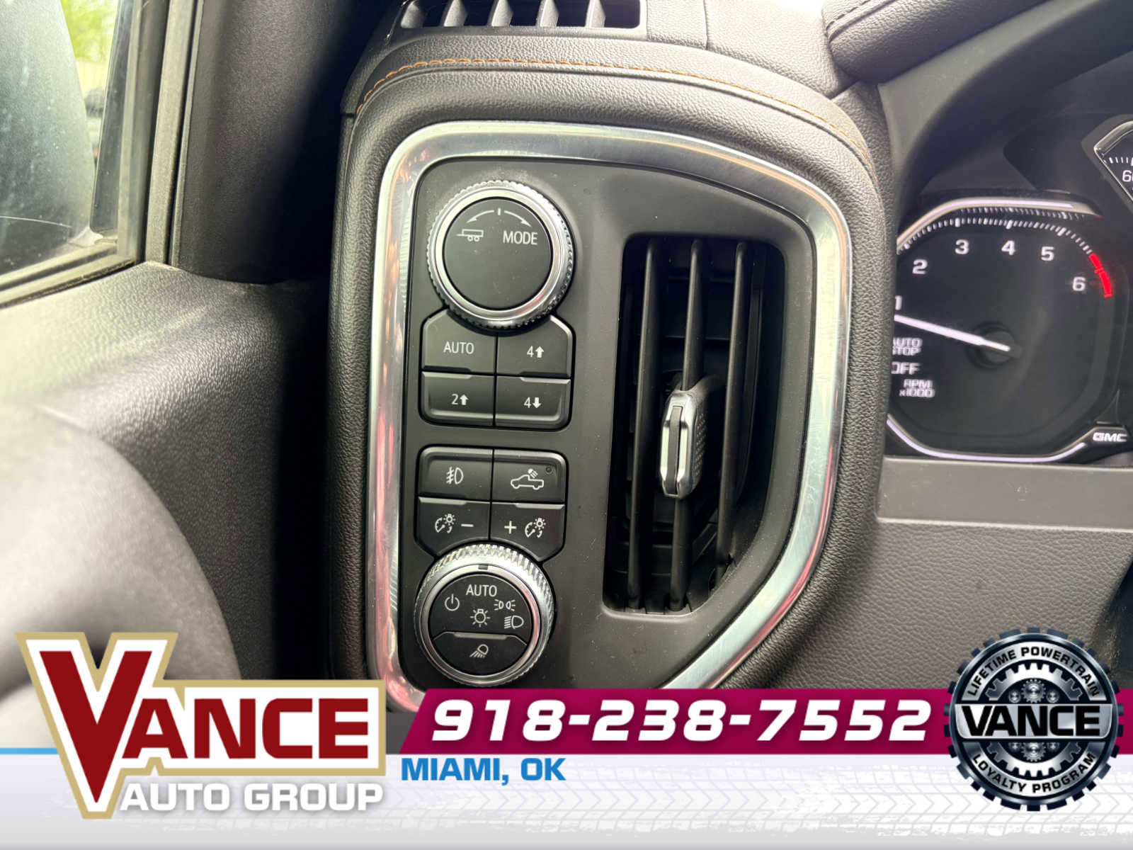 Used 2021 GMC Sierra 1500 AT4 w/ AT4 Preferred Package AWD/4WD image 30