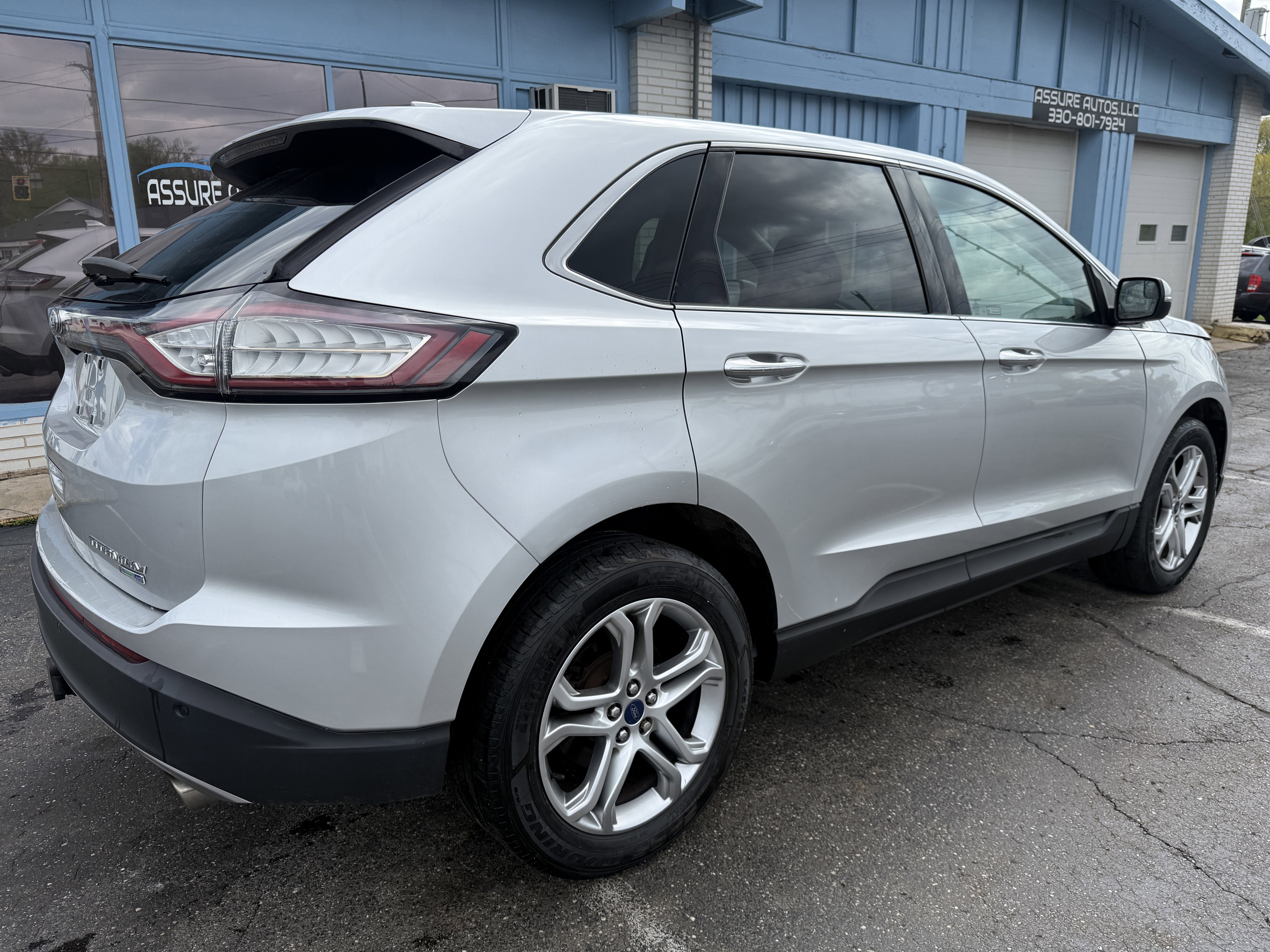 Used 2016 Ford Edge Titanium w/ Class II Trailer Tow Package AWD/4WD image 5
