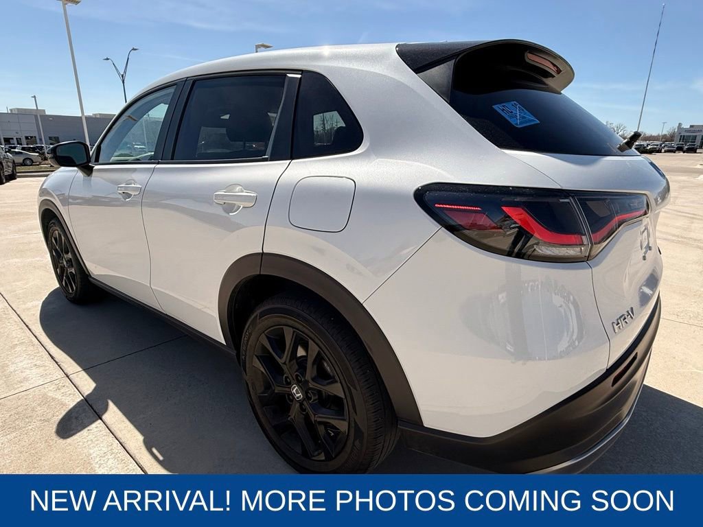 Certified 2024 Honda HR-V Sport image 3