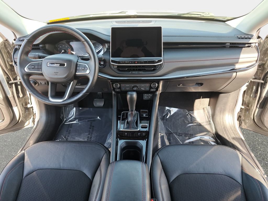 Certified 2022 Jeep Compass Trailhawk w/ Trailhawk Convenience Group AWD/4WD image 2