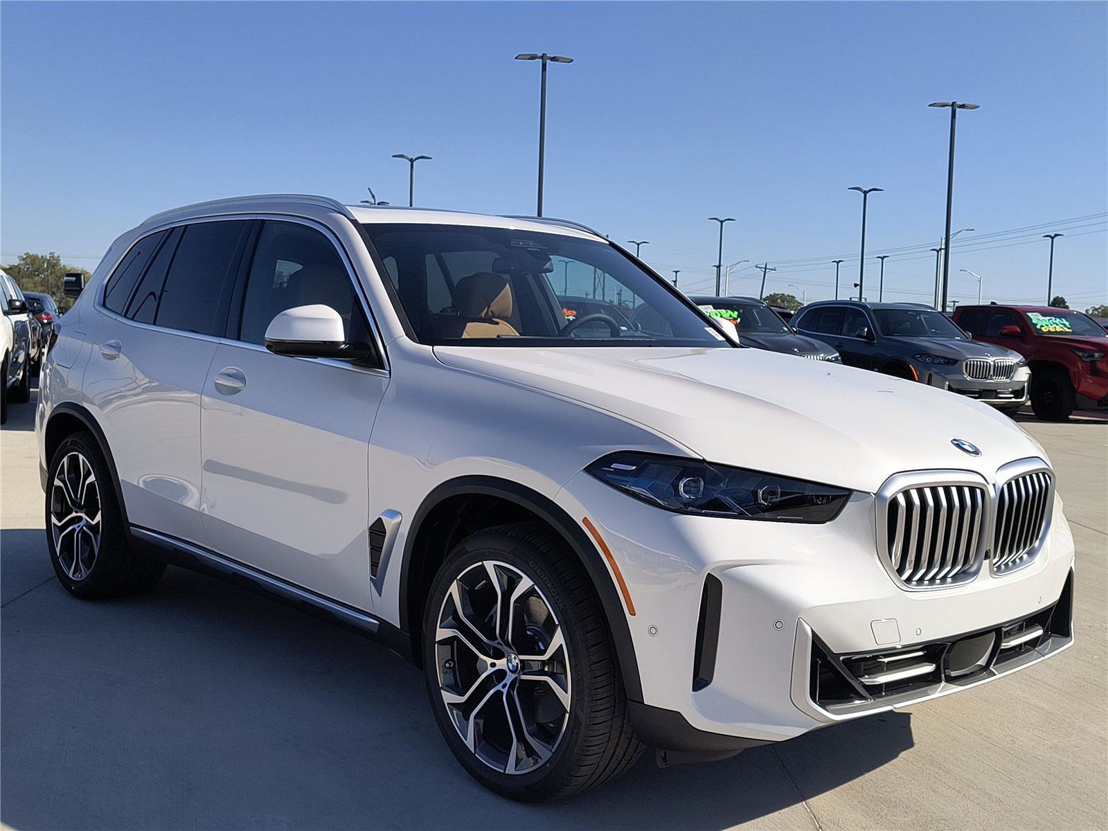New 2026 BMW X5 sDrive40i image 6