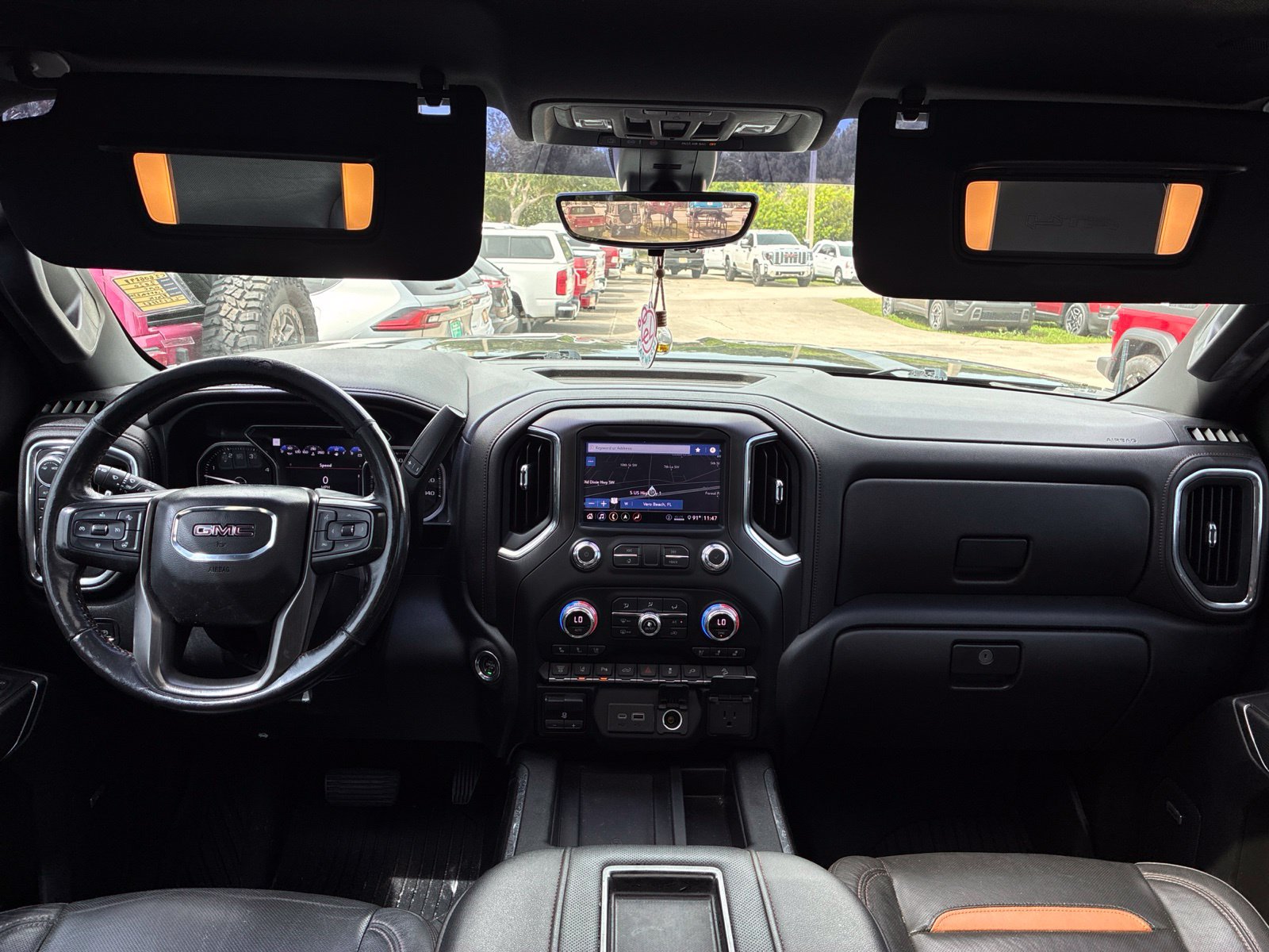 Used 2020 GMC Sierra 2500 AT4 w/ AT4 Premium Package AWD/4WD image 13