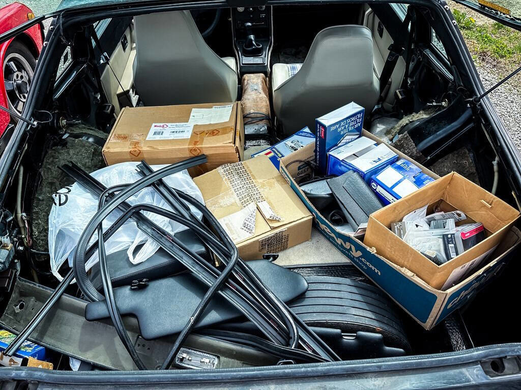 Used 1987 Porsche 924 S RWD image 19