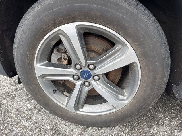 Used 2020 Ford Edge SEL w/ Convenience Package image 17