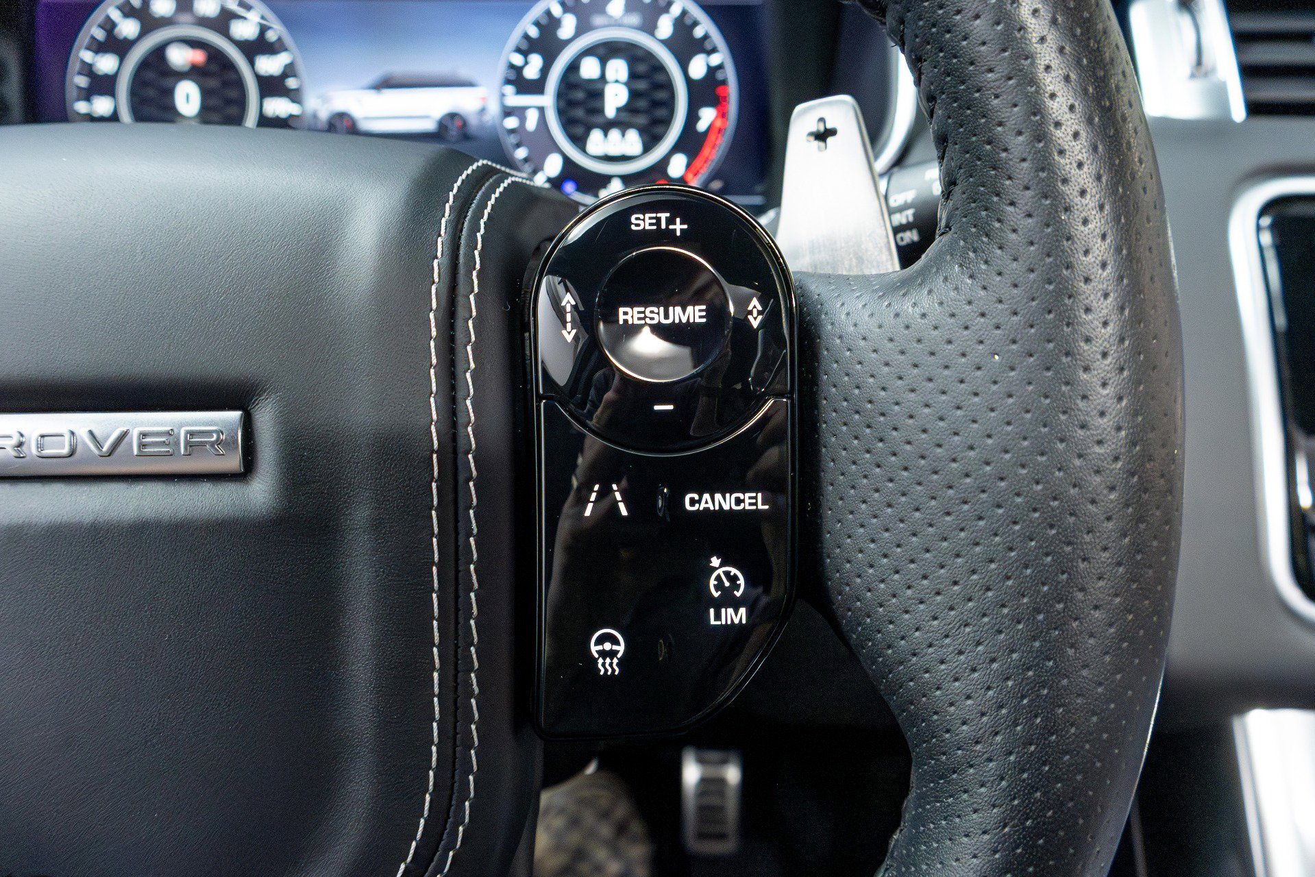 Used 2022 Land Rover Range Rover Sport SVR image 72