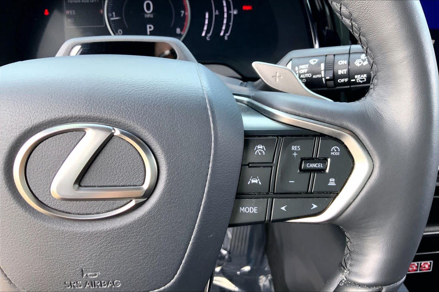 Certified 2024 Lexus RX 350 Premium w/ Convenience Package AWD/4WD image 25