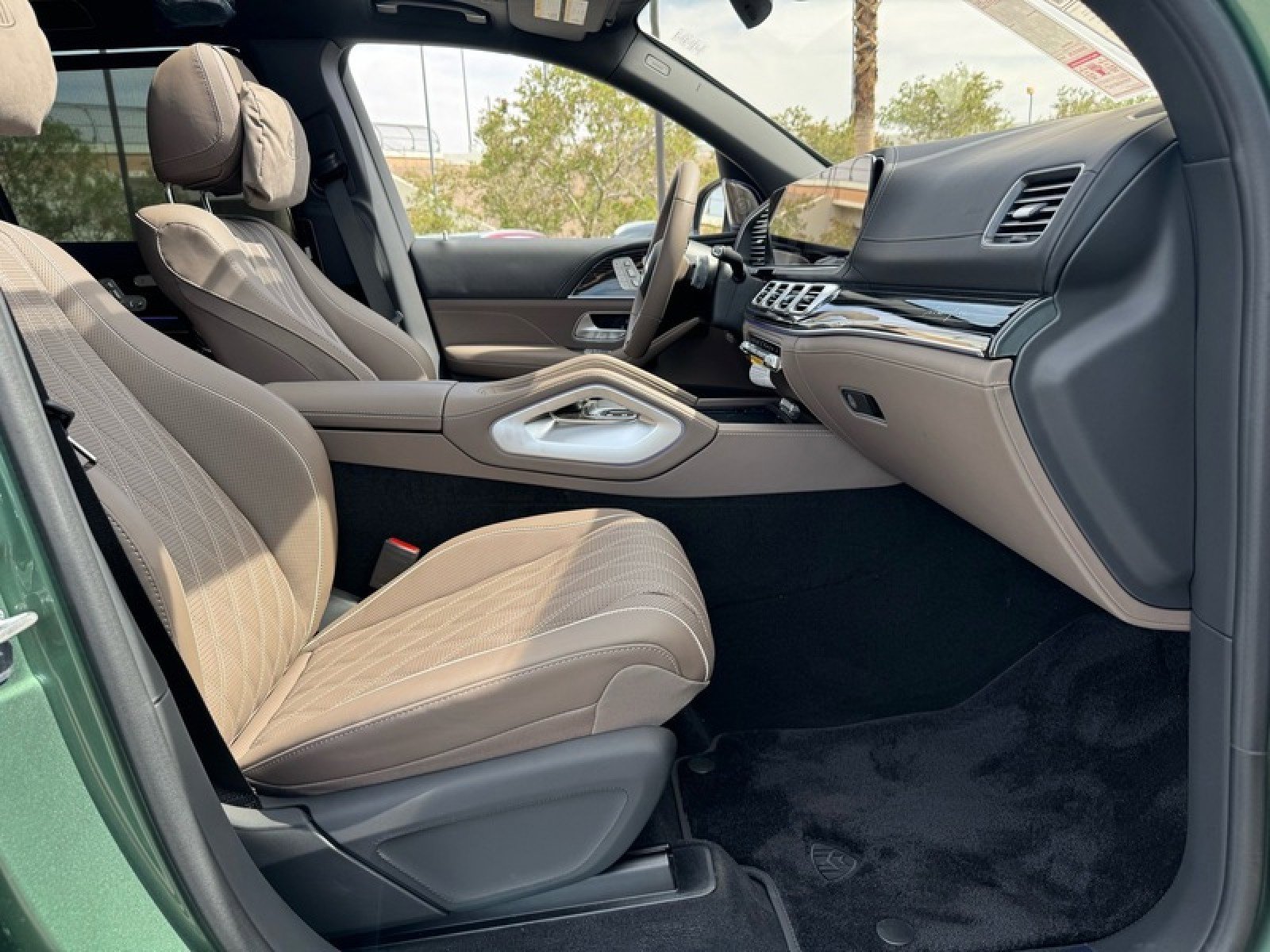 New 2026 Mercedes-Benz Maybach GLS 600 4MATIC image 20