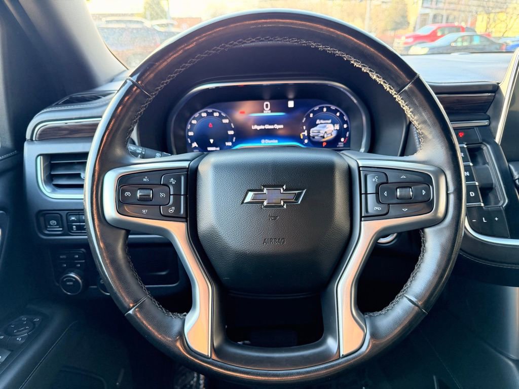 Used 2023 Chevrolet Suburban Z71 w/ Luxury Package image 24
