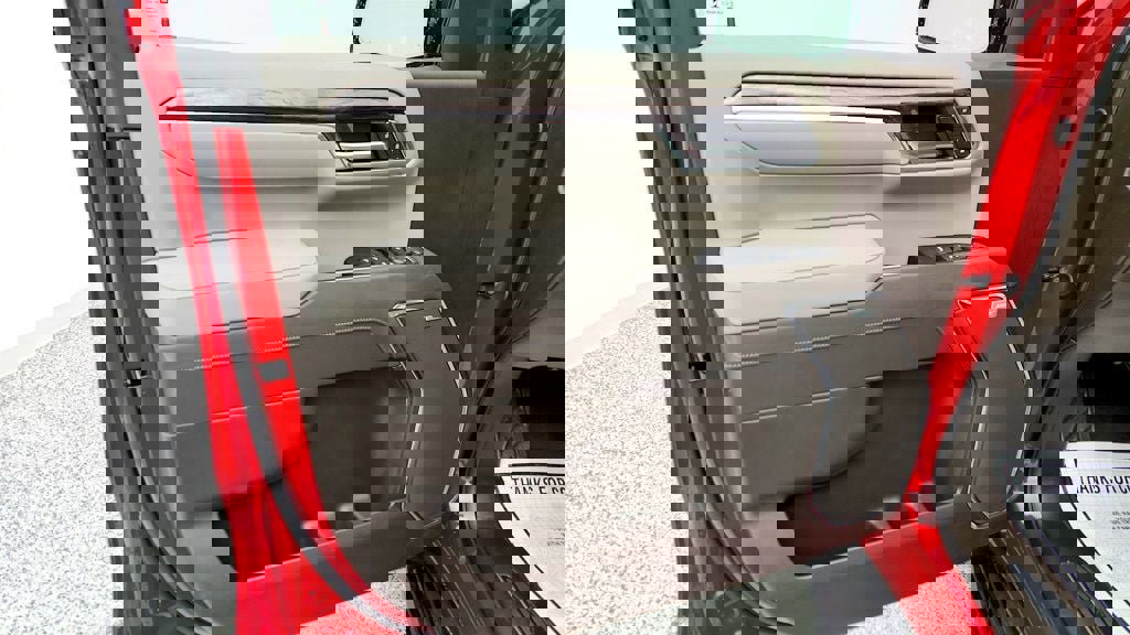 Used 2025 Chevrolet Silverado 1500 LTZ w/ LTZ Premium Package image 10