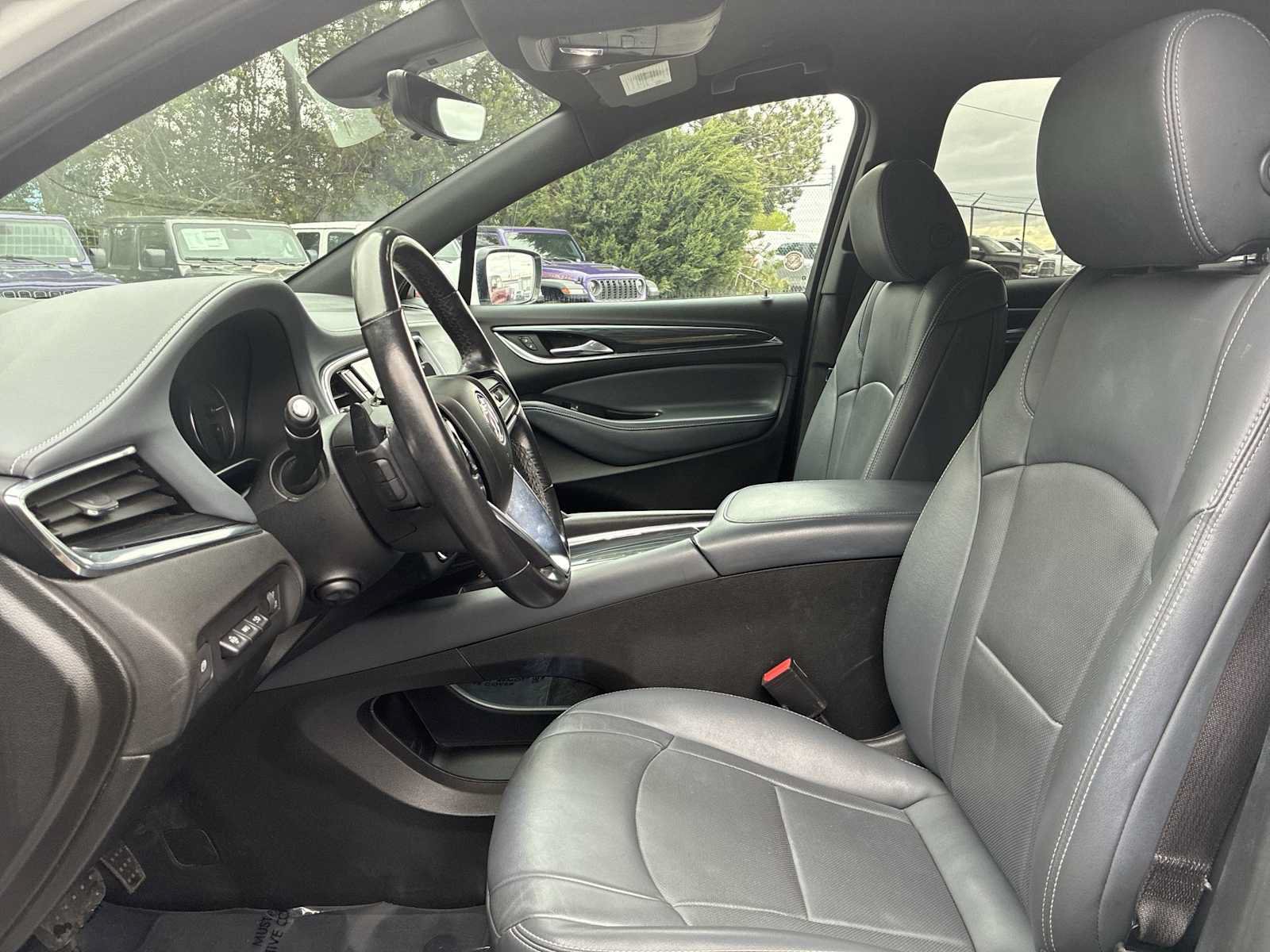 Used 2024 Buick Enclave Premium AWD/4WD image 13