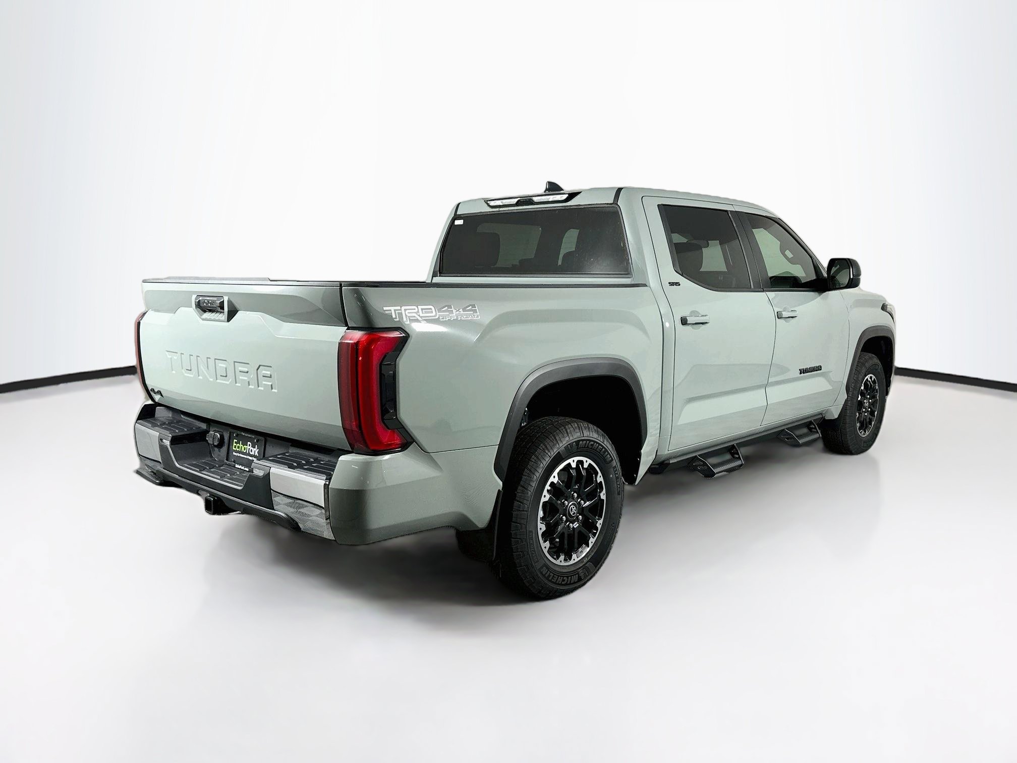 Used 2025 Toyota Tundra SR5 w/ TRD Off-Road Package AWD/4WD image 9