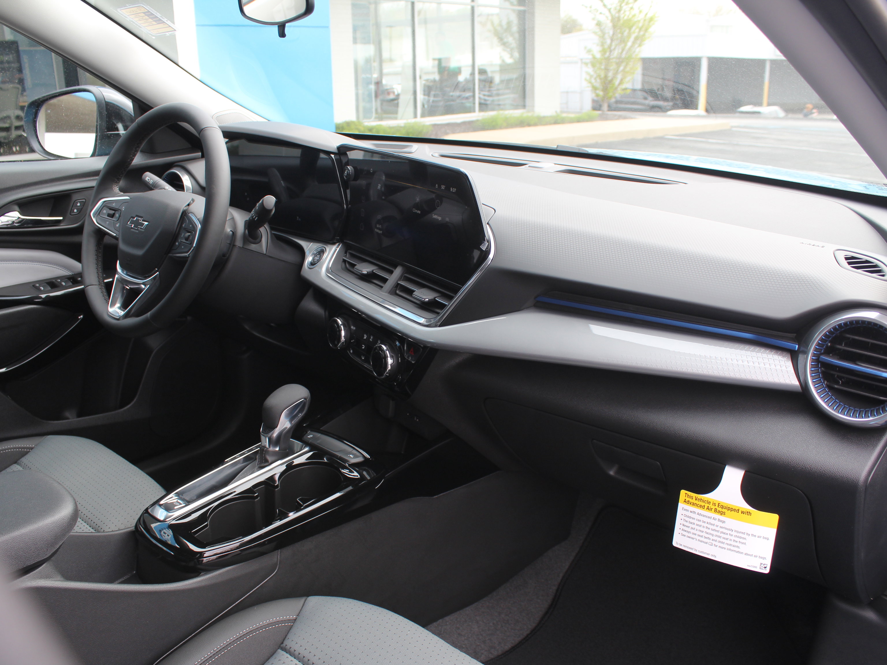 New 2026 Chevrolet Trax LT w/ Driver Confidence Package FWD image 14