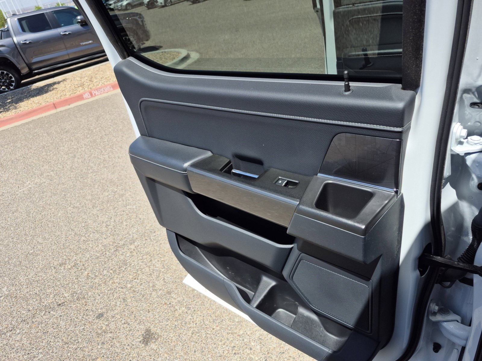 Used 2023 Ford F150 XLT w/ Equipment Group 302A High image 18