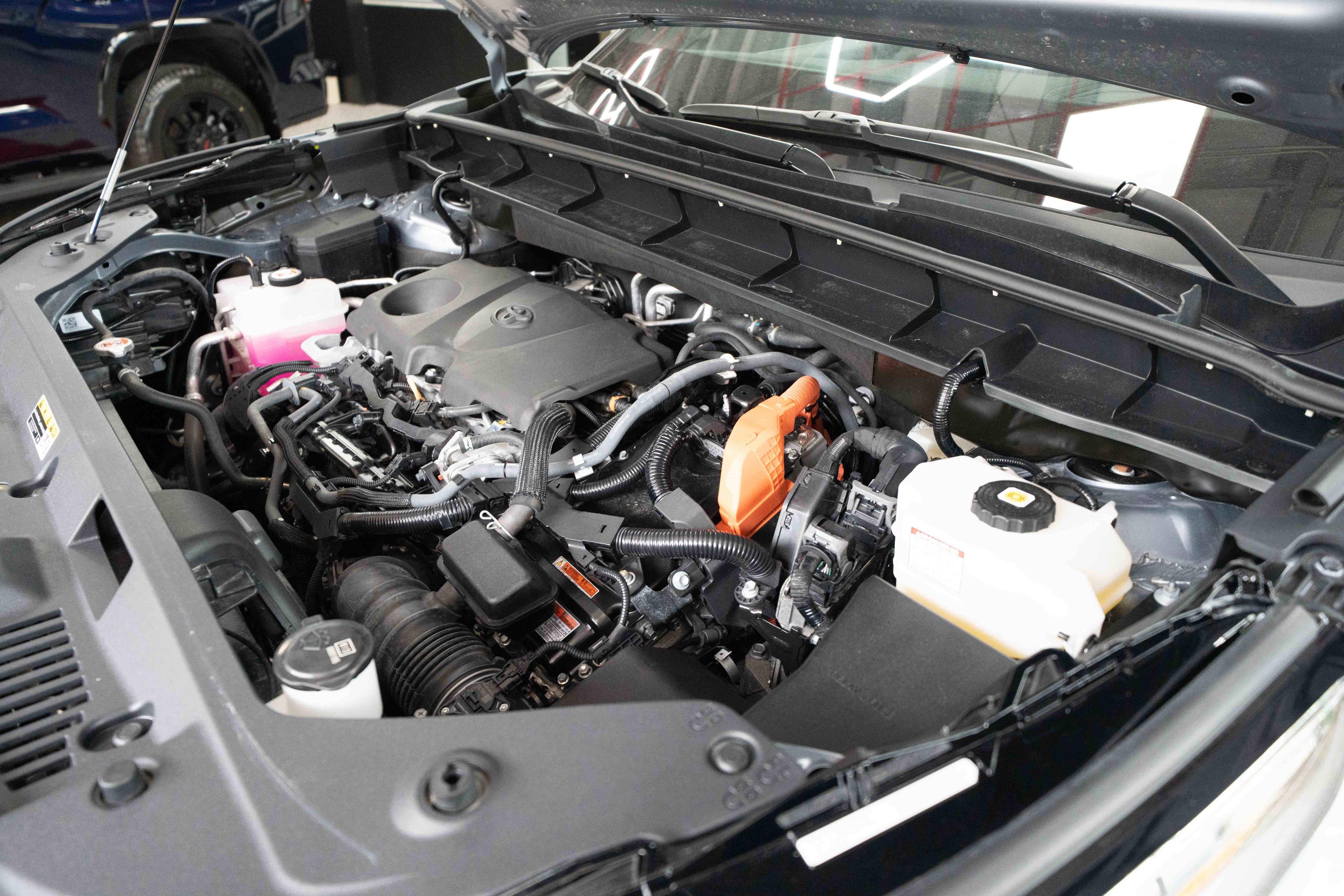 Used 2023 Toyota Highlander Platinum AWD/4WD image 34