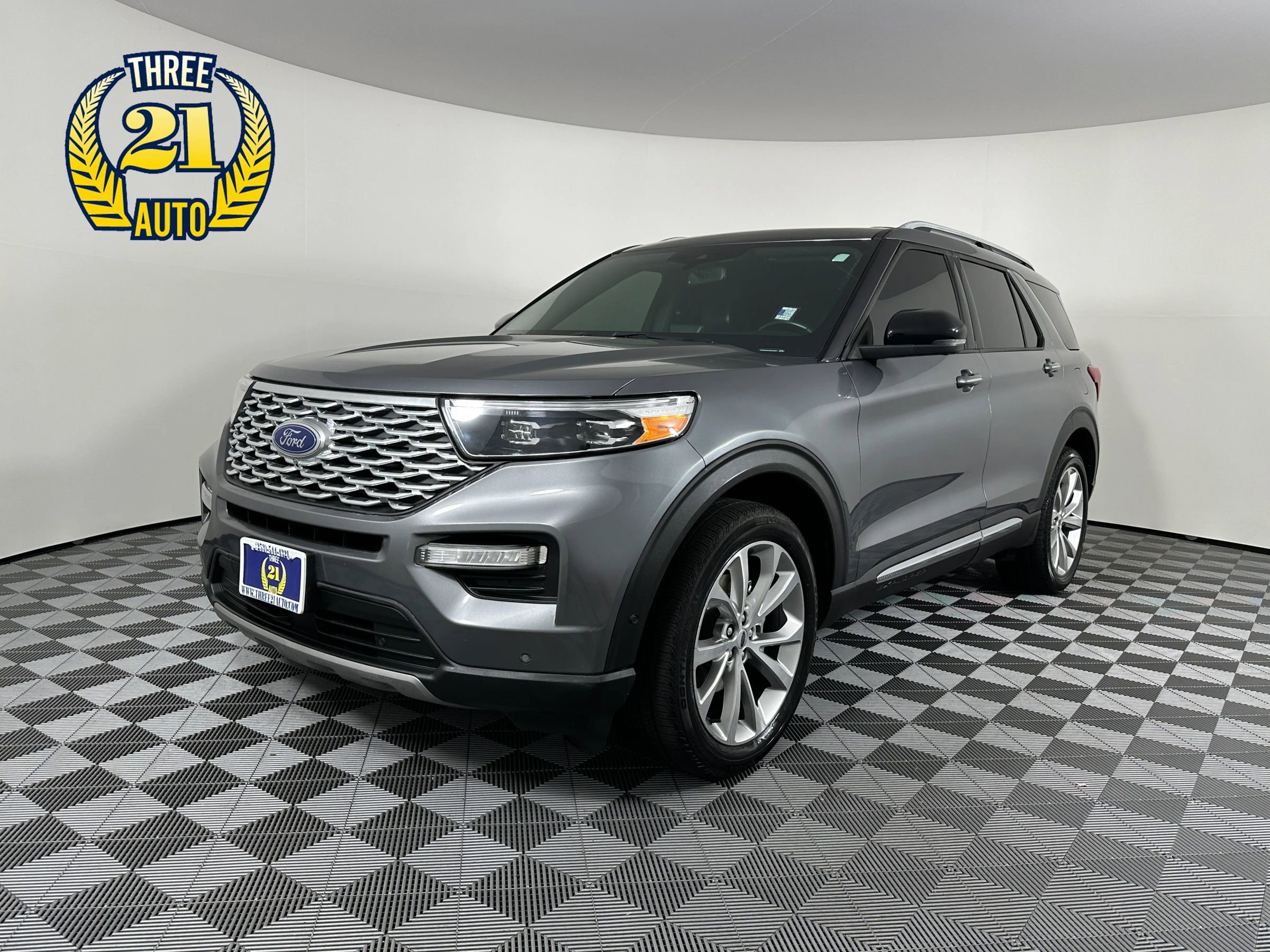 Used 2021 Ford Explorer Platinum w/ Equipment Group 601A AWD/4WD image 1