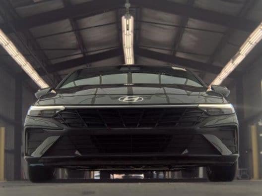 Used 2024 Hyundai Elantra SEL FWD image 3