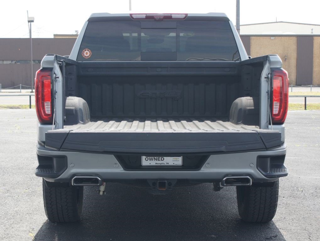 Used 2024 GMC Sierra 1500 AT4 w/ Technology Package image 17