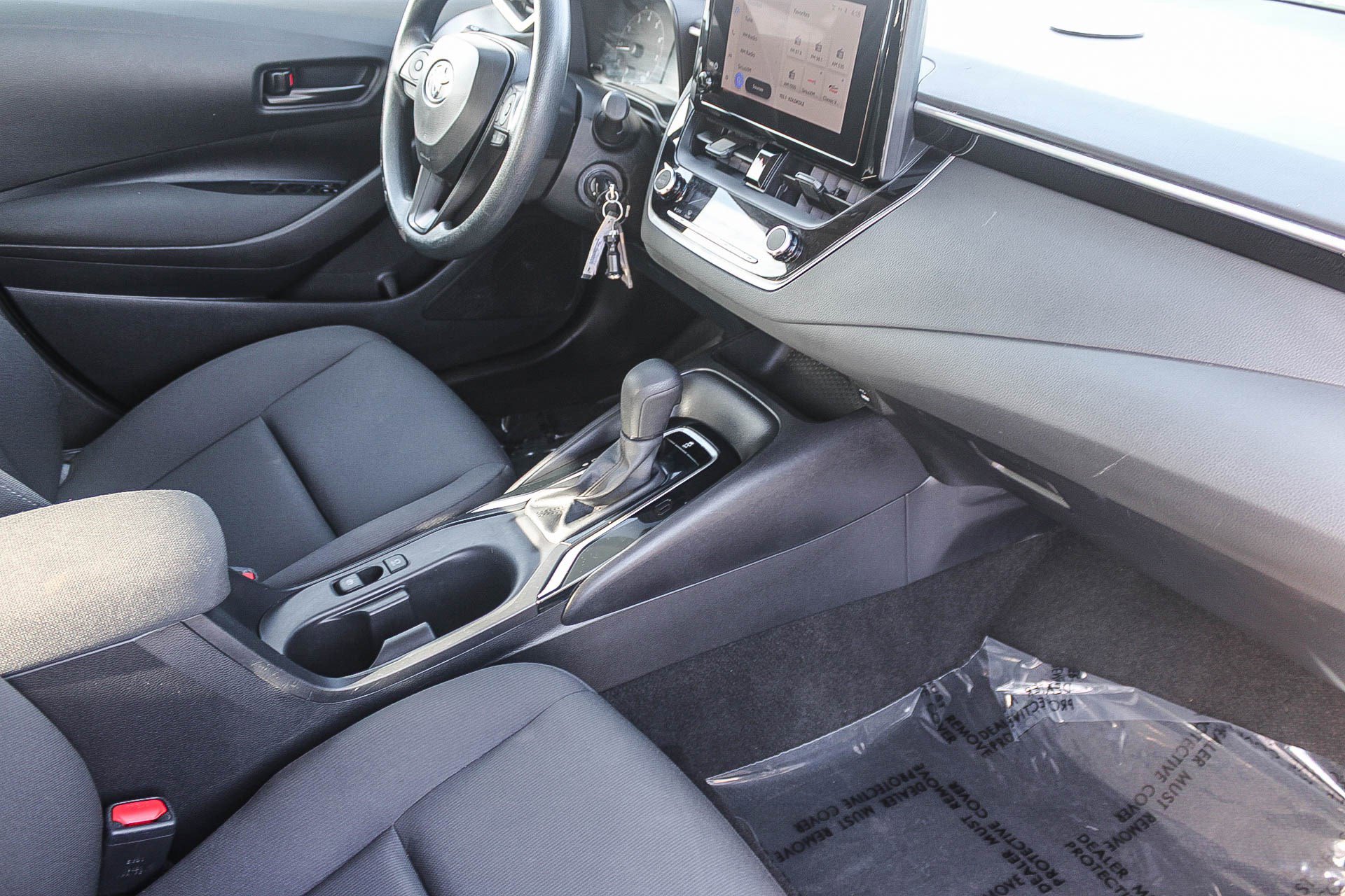 Used 2024 Toyota Corolla LE image 16