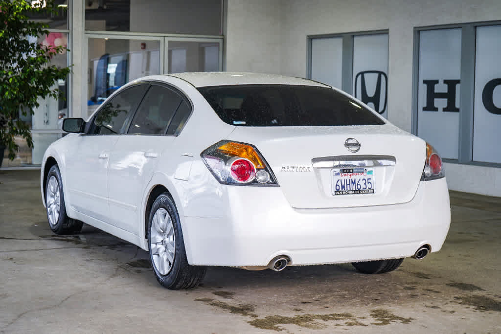 Used 2012 Nissan Altima 2.5 FWD image 6