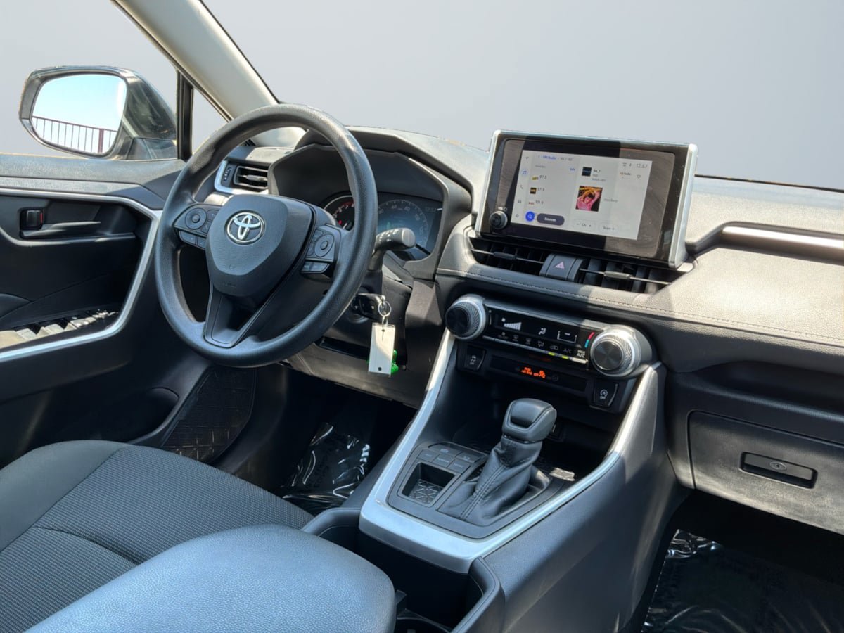 Used 2025 Toyota RAV4 LE FWD image 14