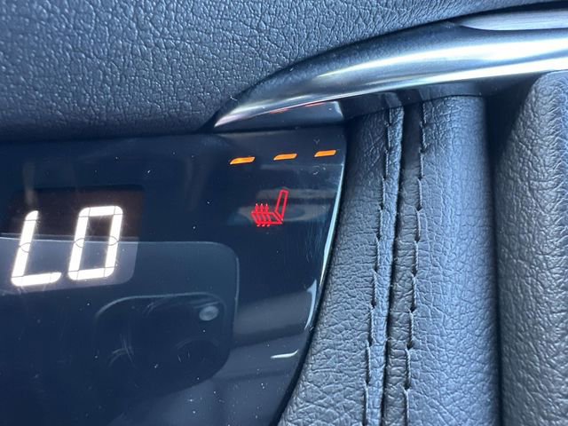 Certified 2023 Cadillac XT5 Luxury FWD image 44