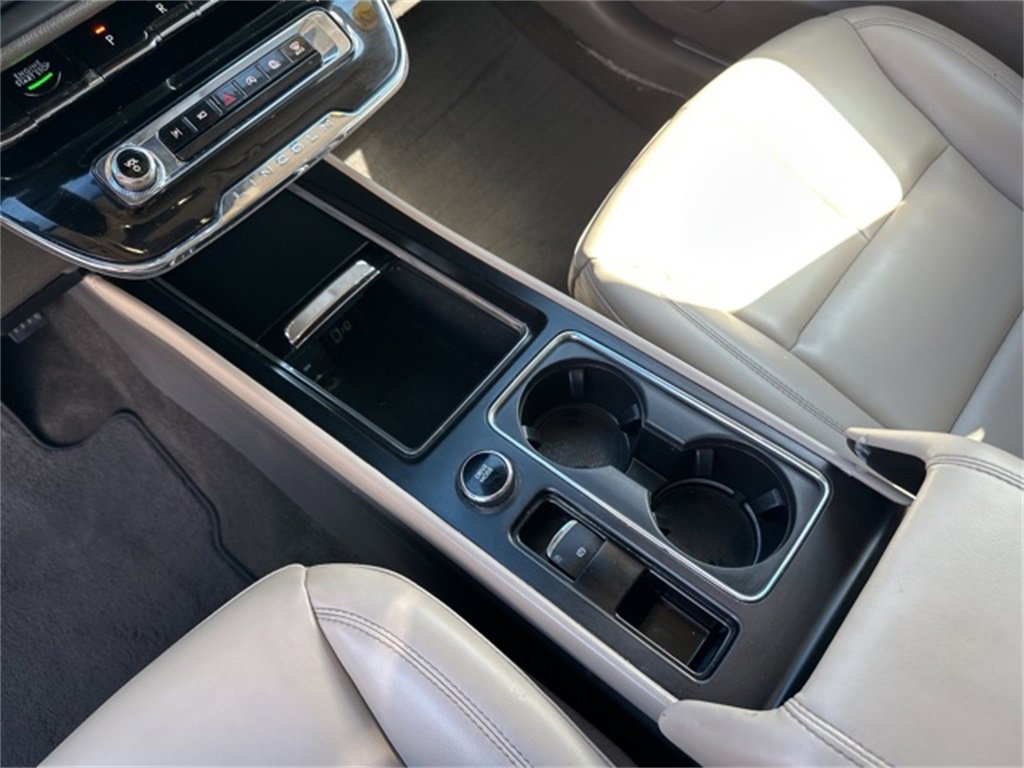 Used 2024 Lincoln Corsair FWD image 33